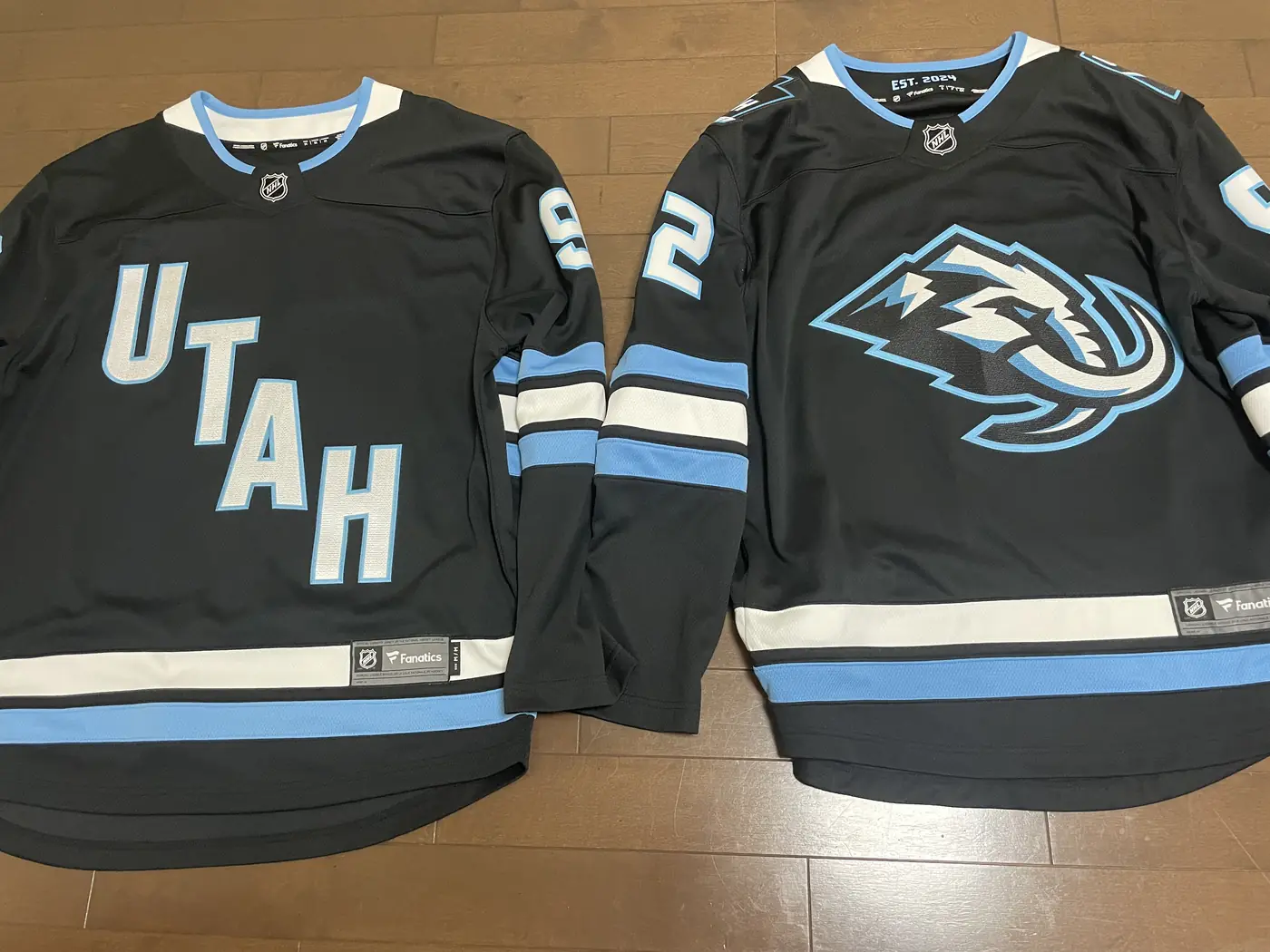 Utah Hockey Club と Utah Mammoth のジャージー